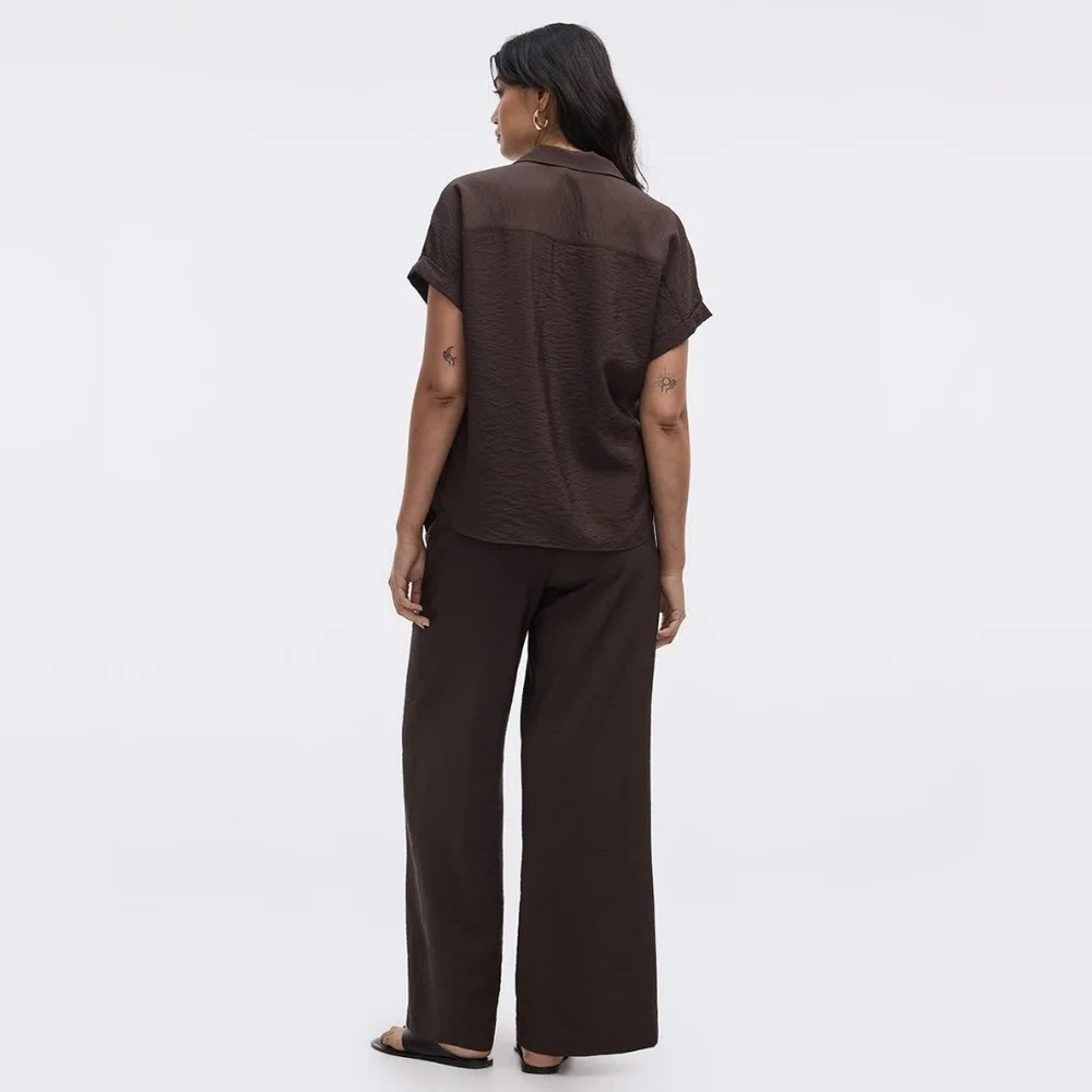 Women's Brown Notched Collar Button Down Top Size Small - Picture 3 of 12